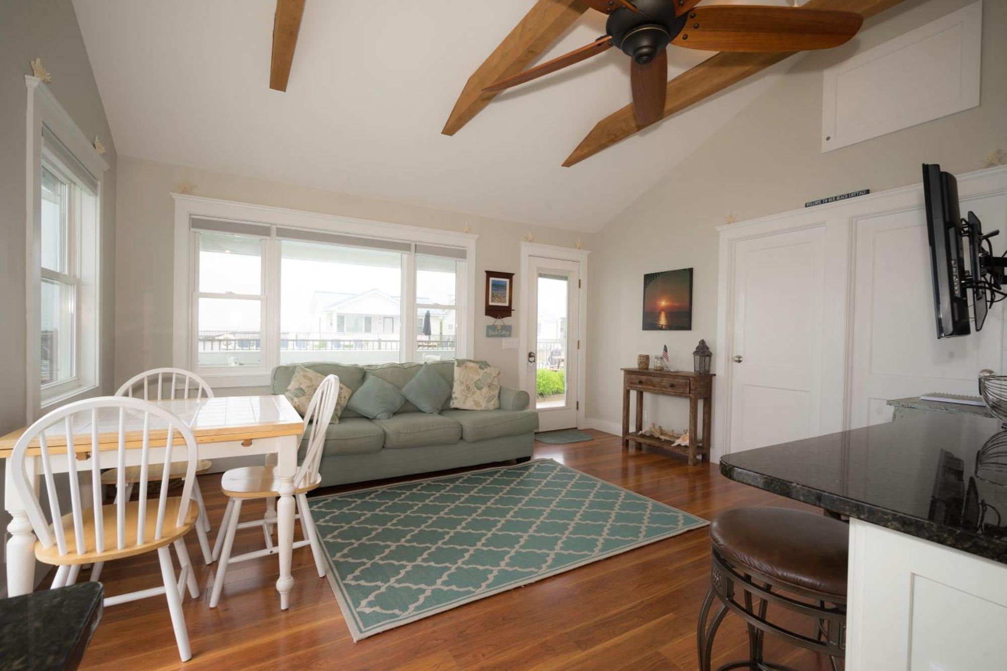 Готель The Montauk Soundview Екстер'єр фото