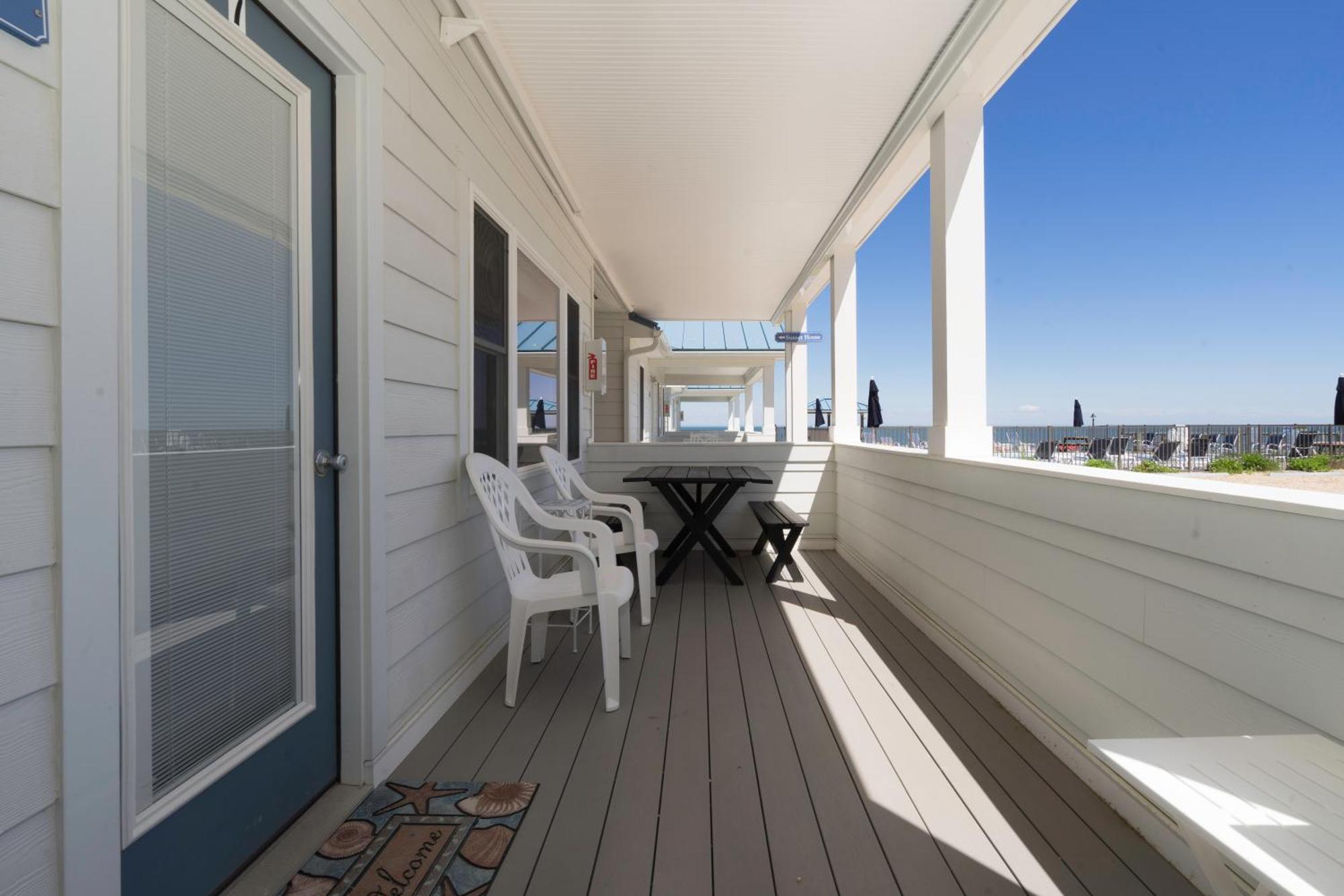Готель The Montauk Soundview Екстер'єр фото