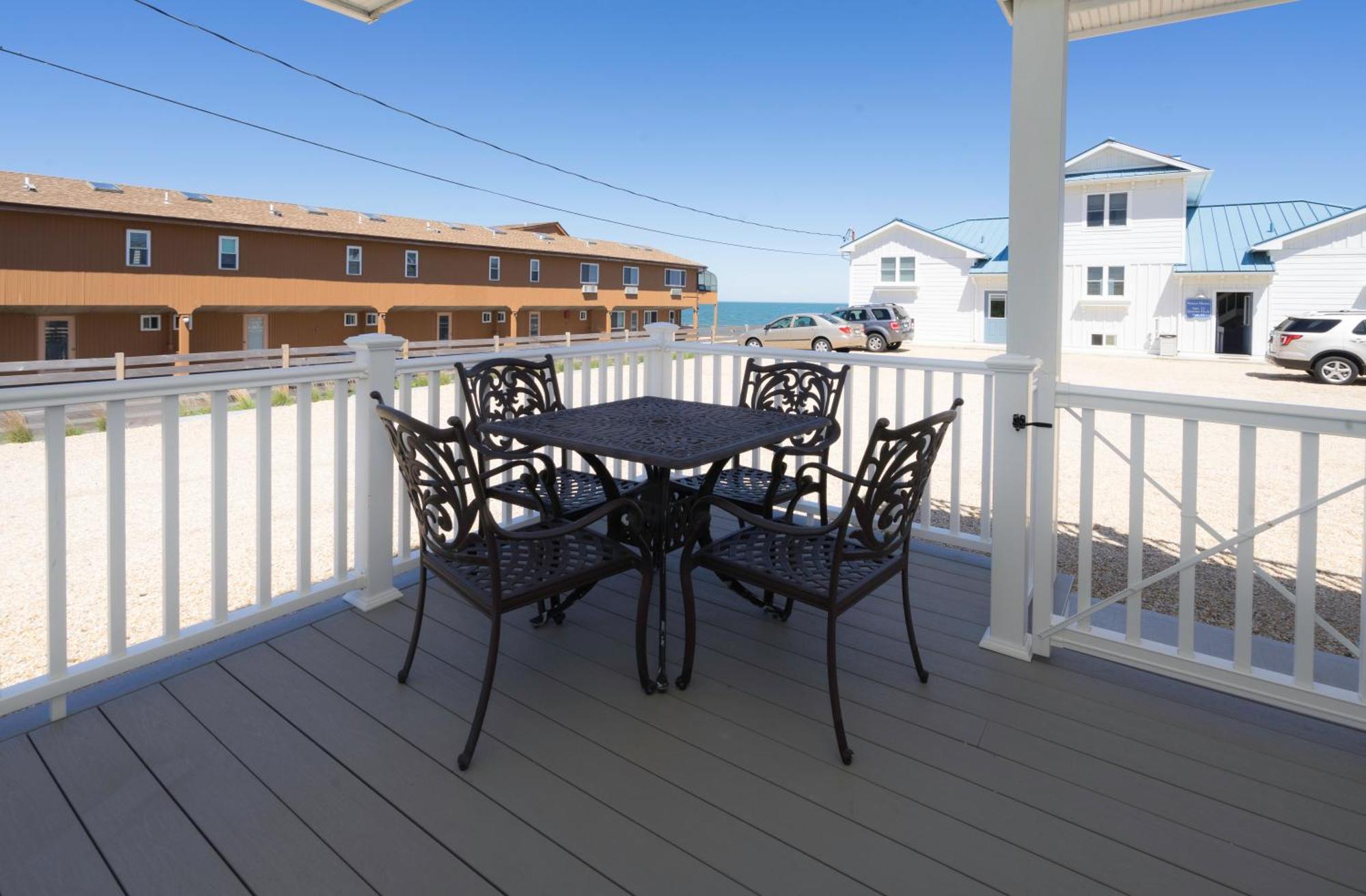 Готель The Montauk Soundview Екстер'єр фото